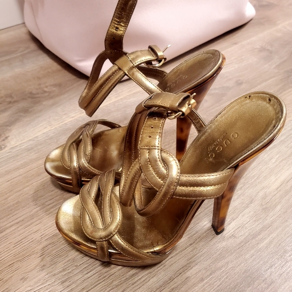 Gucci authentic high heels - Picture 1 of 13